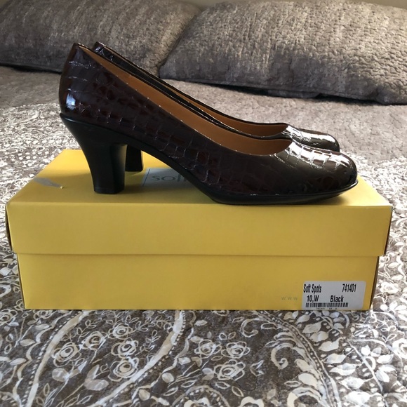 Softspots Shoes Brown Patent Leather Pumps Size W Poshmark